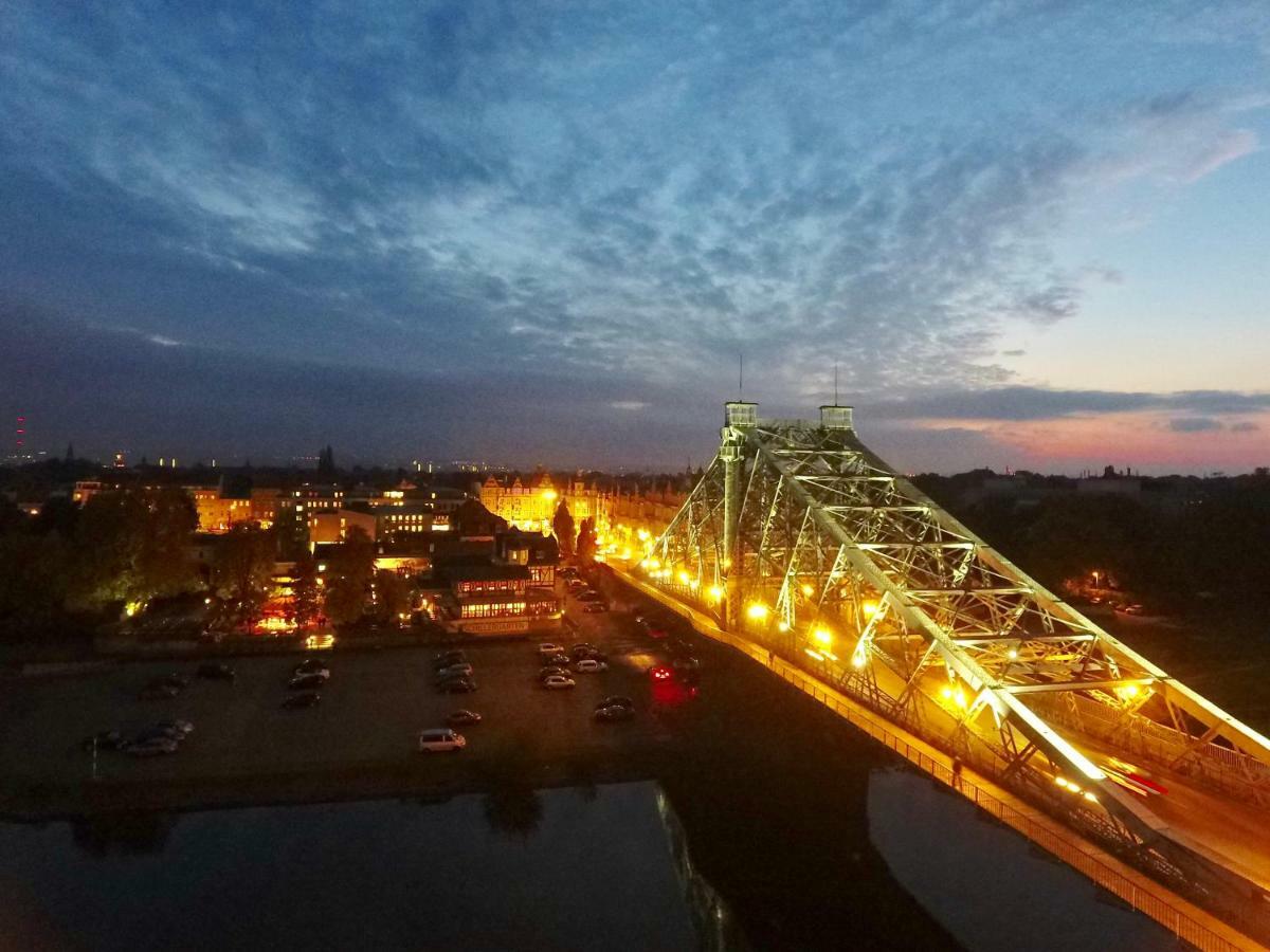 Апартаменты Kuegelgenstrasse 1 Дрезден Экстерьер фото
